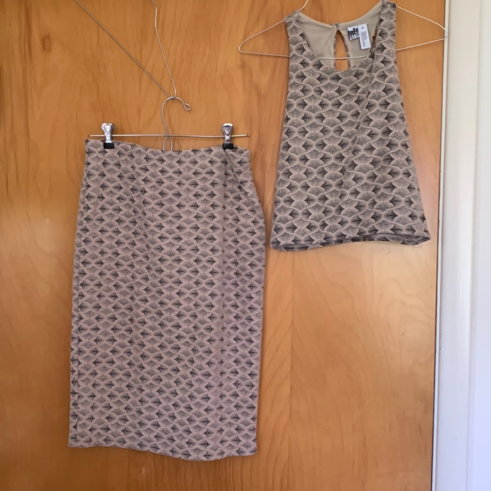 Free press matching set